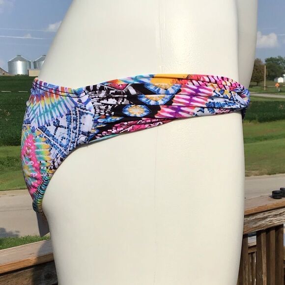 PILYQ Bikini Swim Bottoms New Size Small - Picture 2 of 10